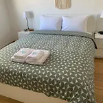 Apartamento J&b Maisonette House