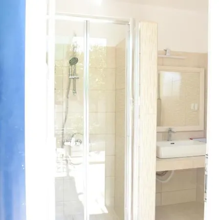 J&b Maisonette House Apartment