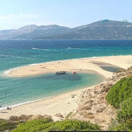 J&b Maisonette House Apartamento *