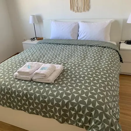Apartment J&b Maisonette House