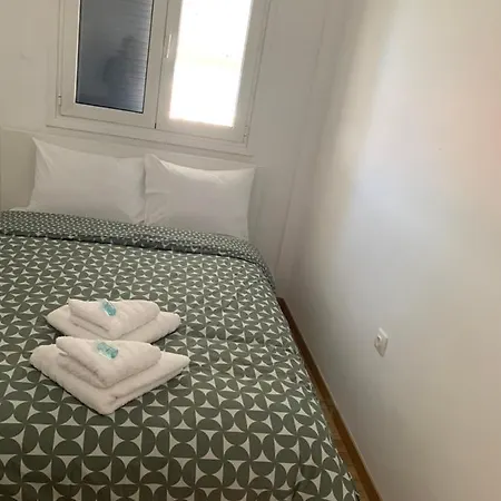 J&b Maisonette House